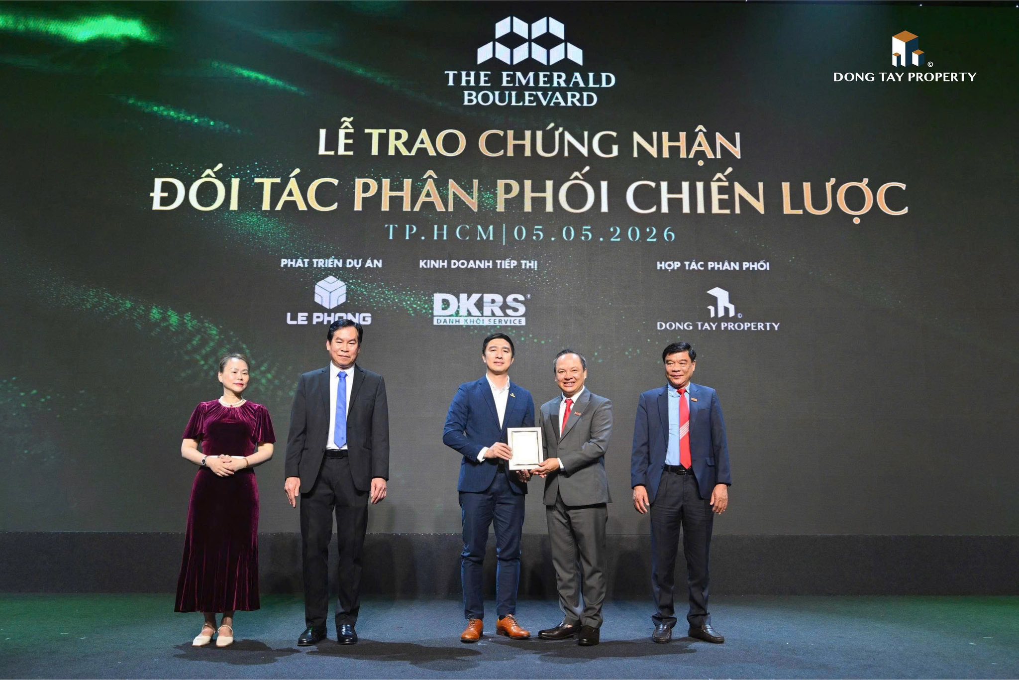 Read more about the article Đông Tây Property chính thức trở thành F1 phân phối chiến lược dự án The Emerald Boulevard